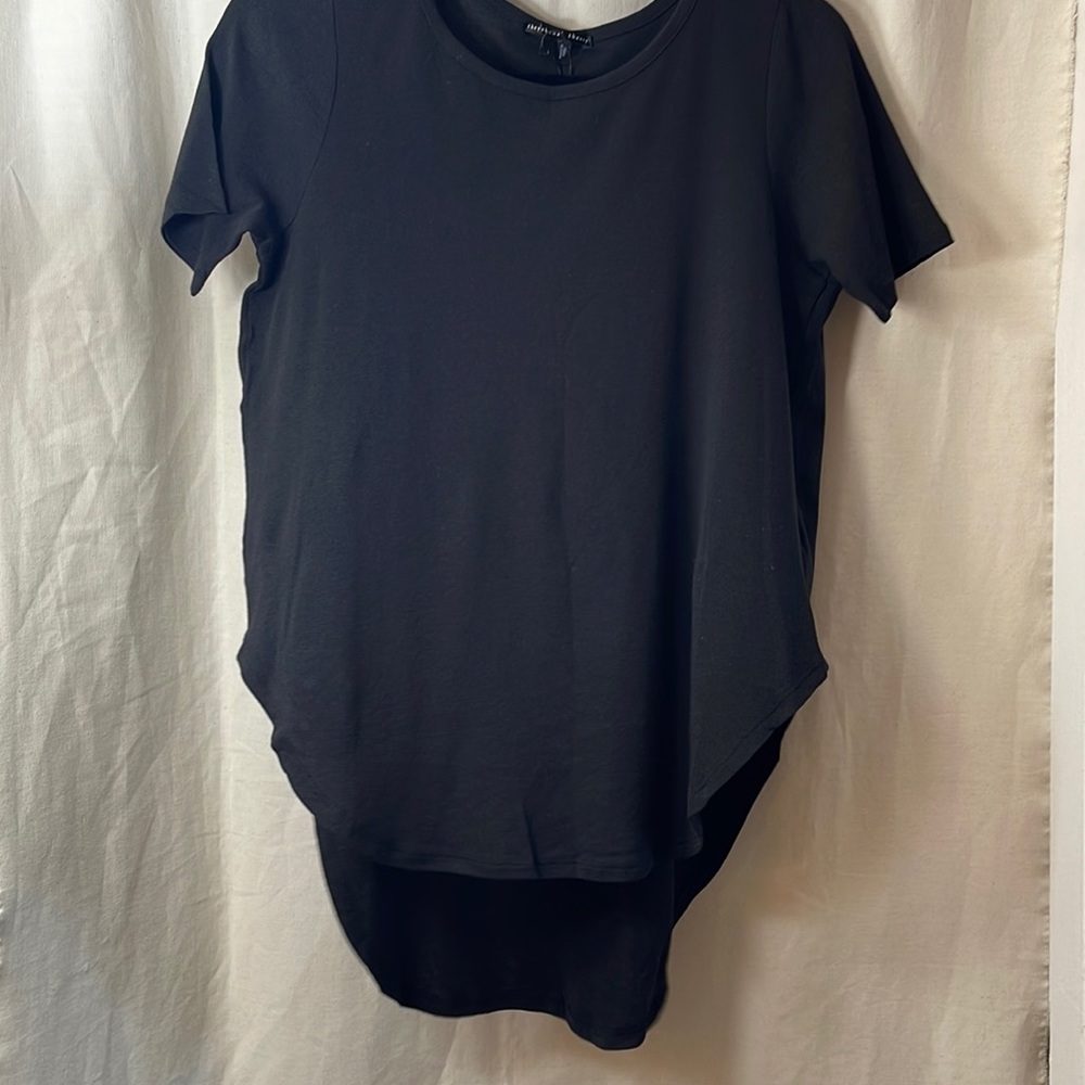 Theyskens’ Theory Black t shirt size small never worn
